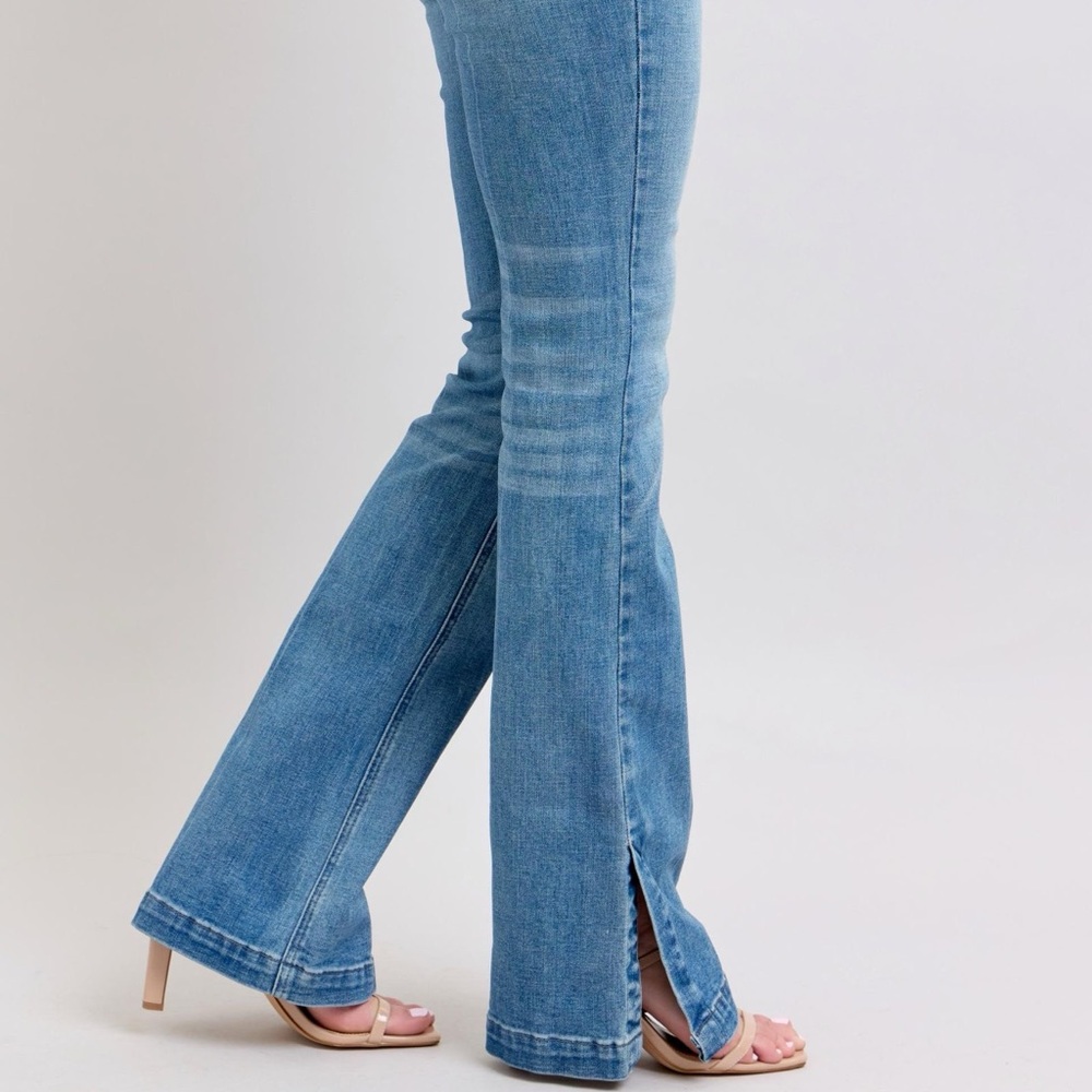 Judy Blue HW Tummy Control Vintage Wash Side Slit Slim Boot Jeans - Picture 11 of 16